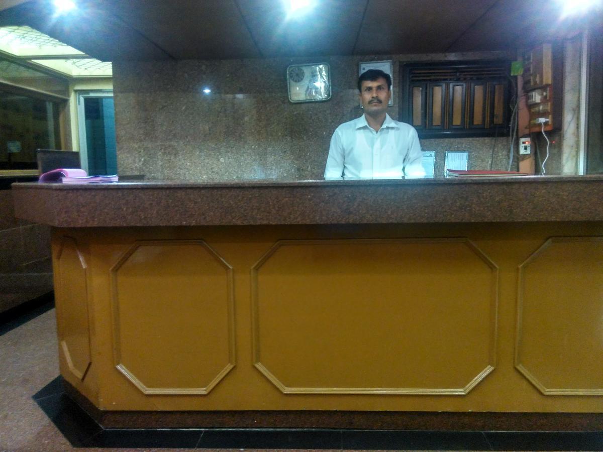 Hotel Subhash Midc Andheri Мумбаї Екстер'єр фото