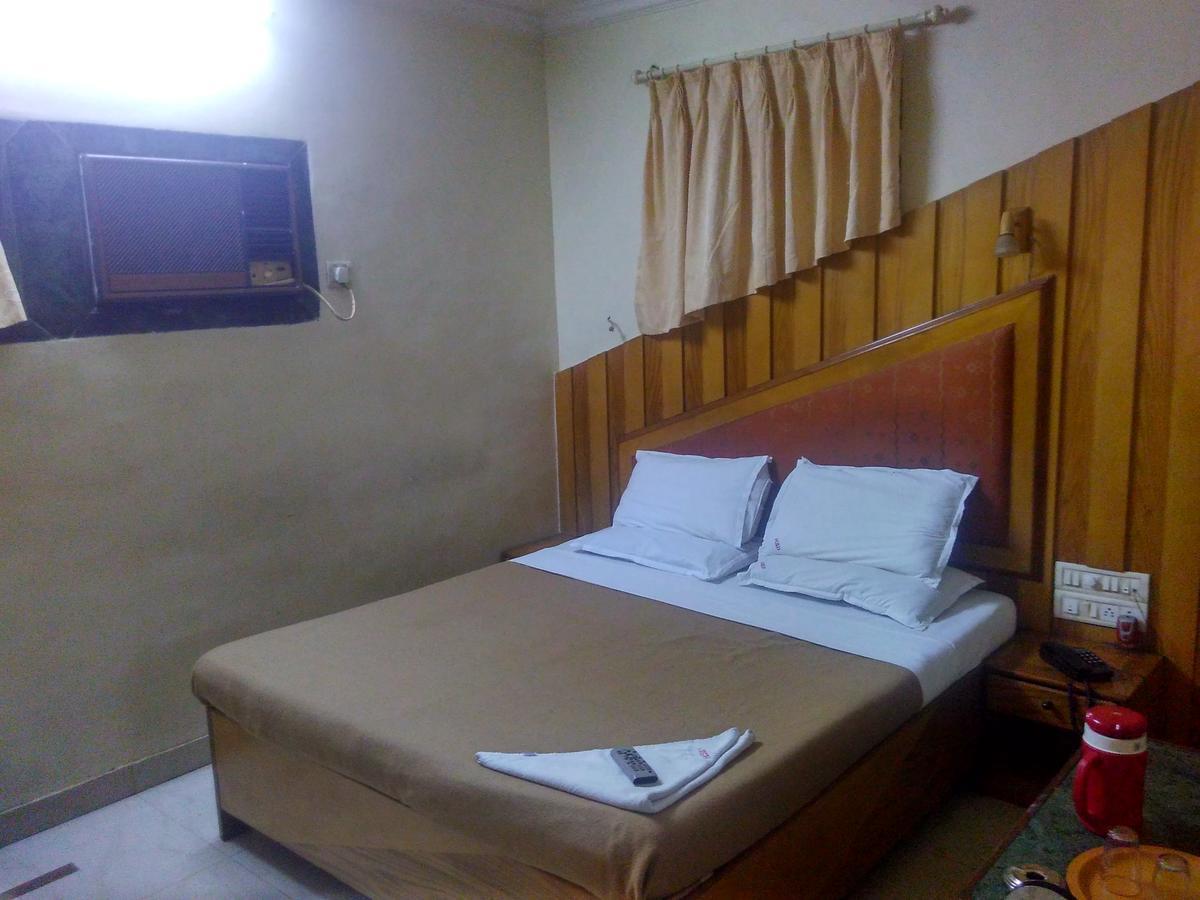 Hotel Subhash Midc Andheri Мумбаї Екстер'єр фото