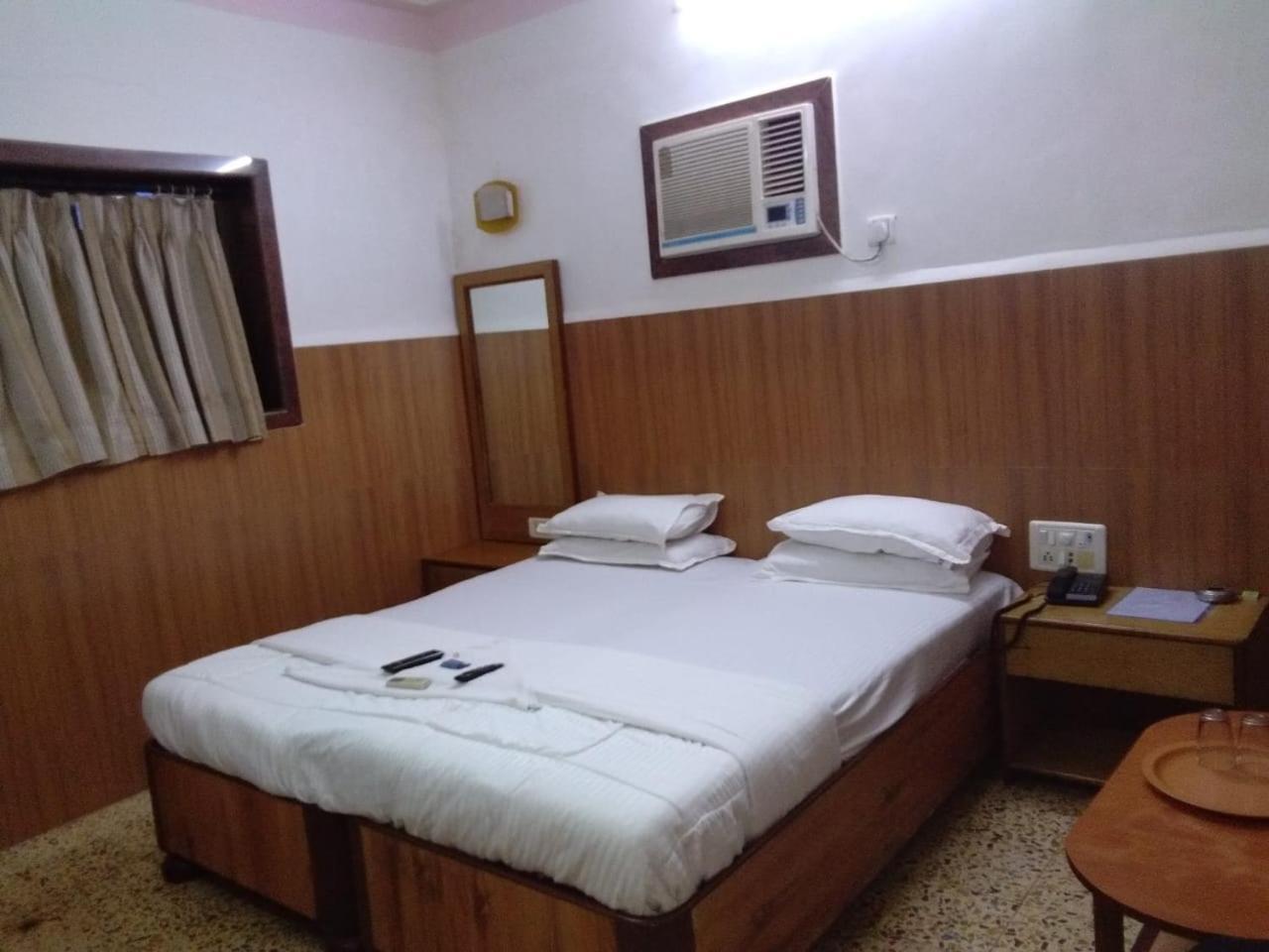 Hotel Subhash Midc Andheri Мумбаї Екстер'єр фото